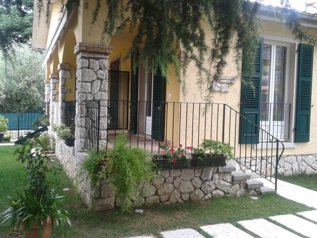 الشقق الفندقية توري ديل بيناكوفي  Residenza Le Logge المظهر الخارجي الصورة